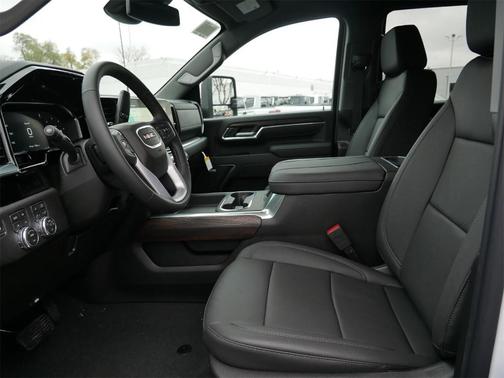 2026 GMC Sierra 2500 SLT