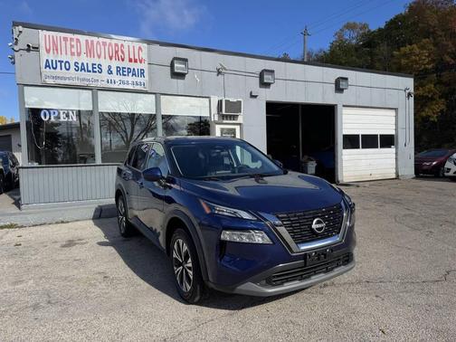 2022 Nissan Rogue SV