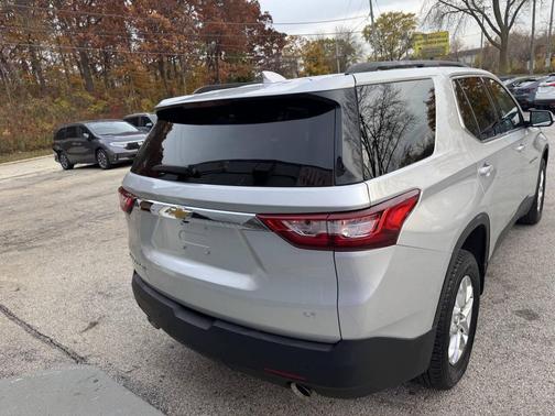 2020 Chevrolet Traverse LT Leather