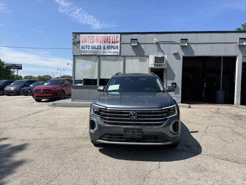 2024 Volkswagen Atlas 2.0T SE w/Technology 4MOTION