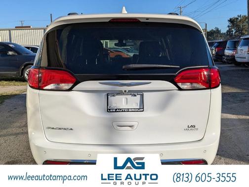 2017 Chrysler Pacifica Touring-L