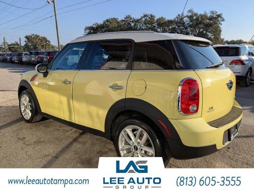 2012 MINI Cooper Countryman Base