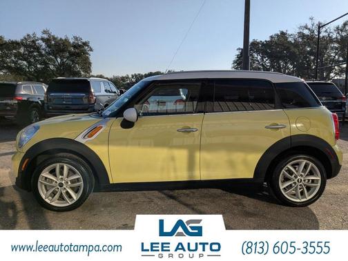 2012 MINI Cooper Countryman Base