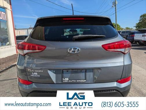 2016 Hyundai TUCSON SE