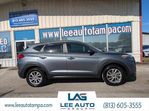2016 Hyundai TUCSON SE