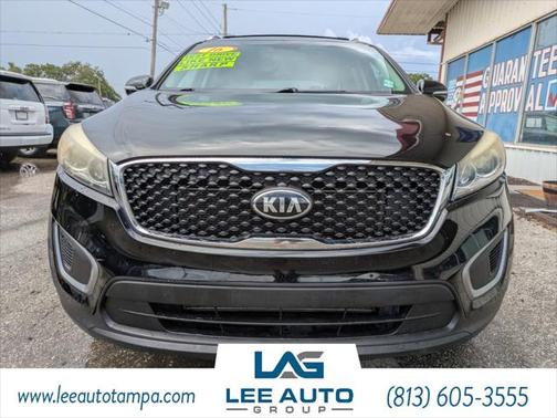 2016 Kia Sorento LX