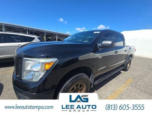 2017 Nissan Titan S