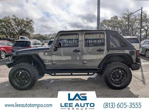 2016 Jeep Wrangler Unlimited Sahara