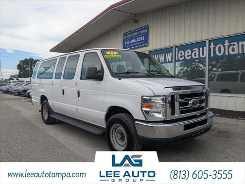 2013 Ford E350 Super Duty XLT