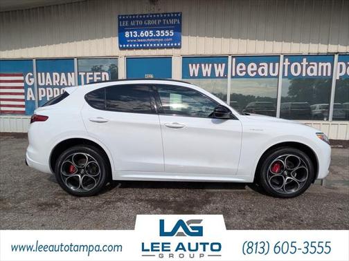 2022 Alfa Romeo Stelvio Veloce