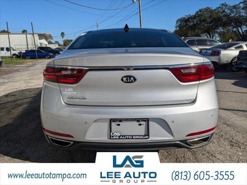 2018 Kia Cadenza Premium