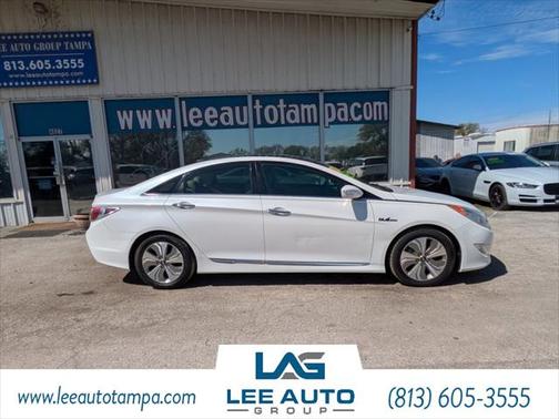 2014 Hyundai SONATA Hybrid Limited