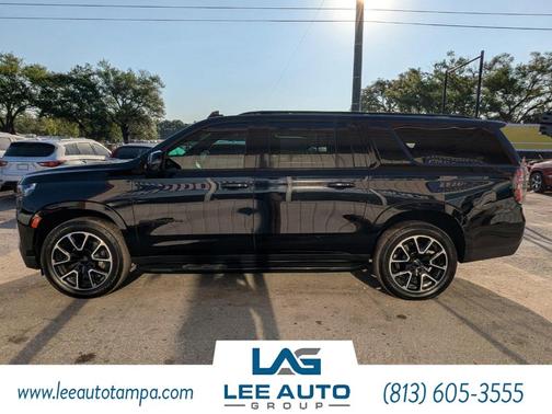 Black 2022 Chevrolet Suburban RST