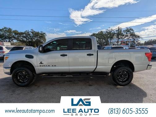 2017 Nissan Titan XD SV