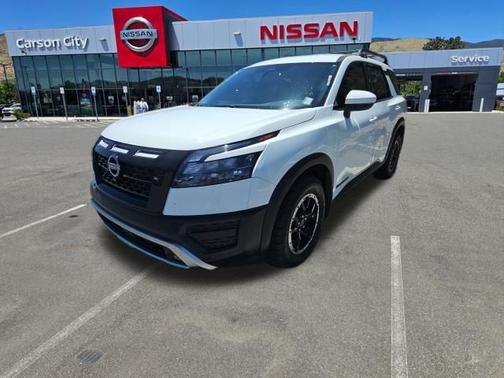 Glacier White 2024 Nissan Pathfinder Rock Creek
