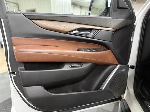 2017 Cadillac Escalade ESV Premium Luxury