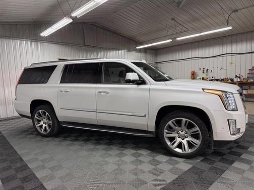 2017 Cadillac Escalade ESV Premium Luxury