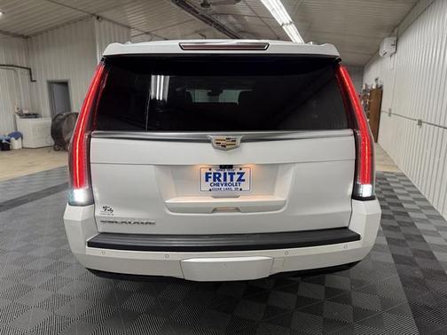 2017 Cadillac Escalade ESV Premium Luxury