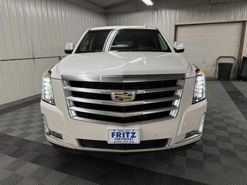 2017 Cadillac Escalade ESV Premium Luxury