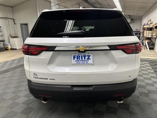 2022 Chevrolet Traverse LT Leather