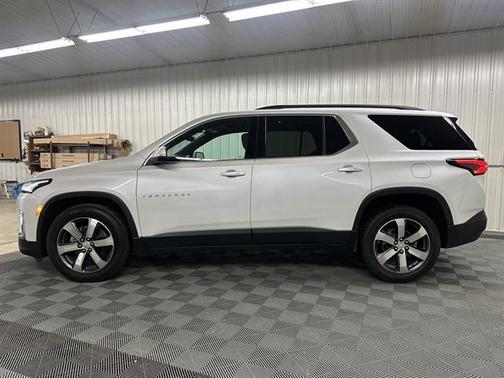 2022 Chevrolet Traverse LT Leather