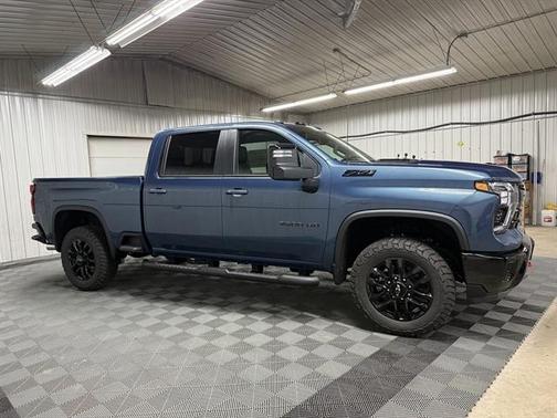 2025 Chevrolet Silverado 3500 LT