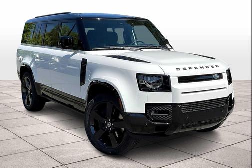 2025 Land Rover Defender 130 P400 X-Dynamic SE
