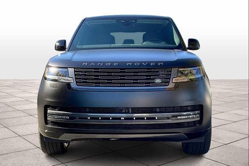 2025 Land Rover Range Rover P400 SE 7 Seat