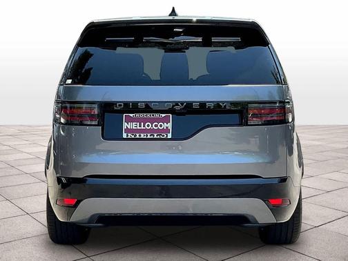 2025 Land Rover Discovery P360 Dynamic SE