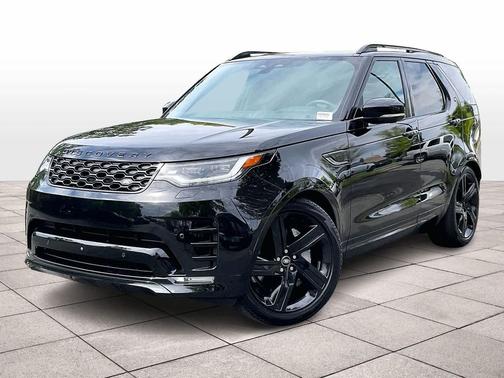 Santorini Black Metallic 2025 Land Rover Discovery P300 Dynamic SE