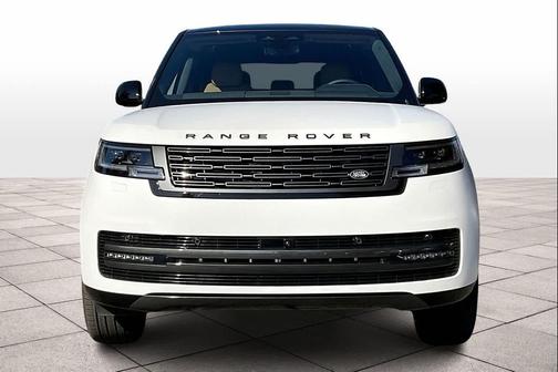 2025 Land Rover Range Rover P400 SE