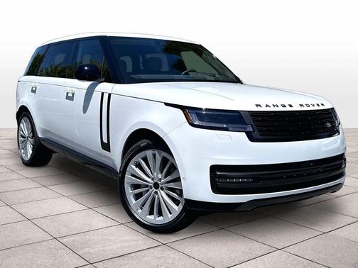 Fuji White 2026 Land Rover Range Rover P400 SE 7 Seat
