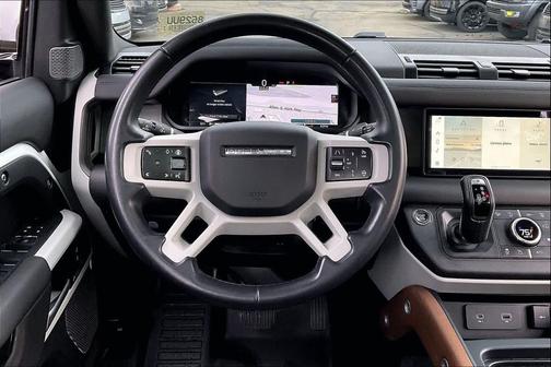 2024 Land Rover Defender 110 P300