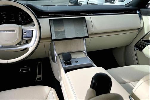2024 Land Rover Range Rover P530 SE