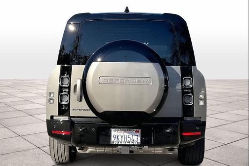 2024 Land Rover Defender 130 P400 X