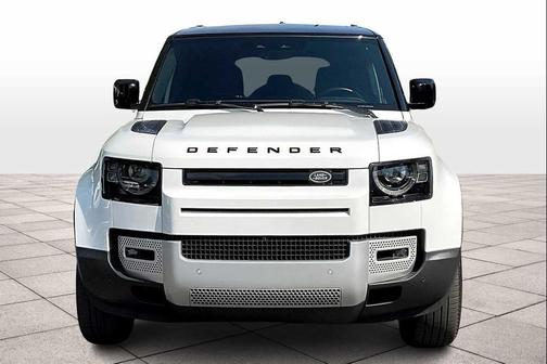 2023 Land Rover Defender 110 SE