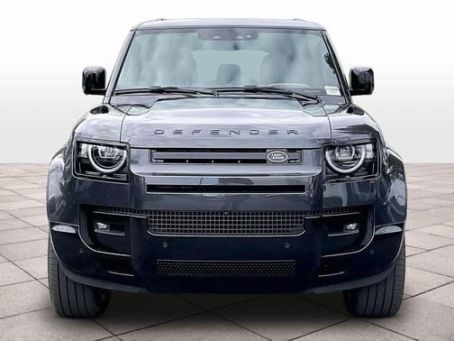 2026 Land Rover Defender P400 X-Dynamic SE