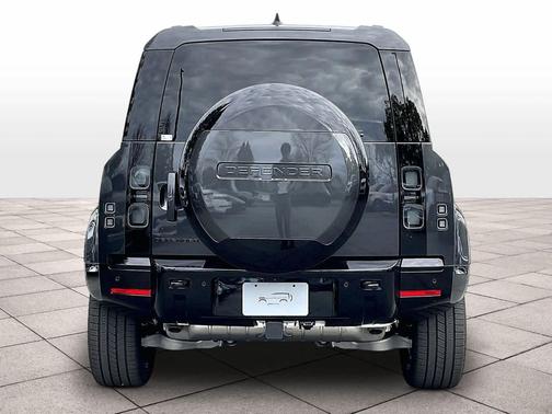 2026 Land Rover Defender P400 X-Dynamic SE