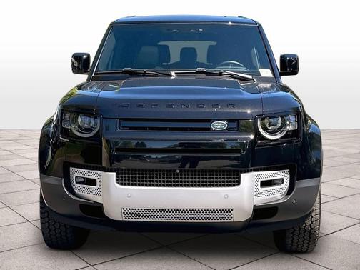 Santorini Black Metallic 2025 Land Rover Defender 130 P400 S