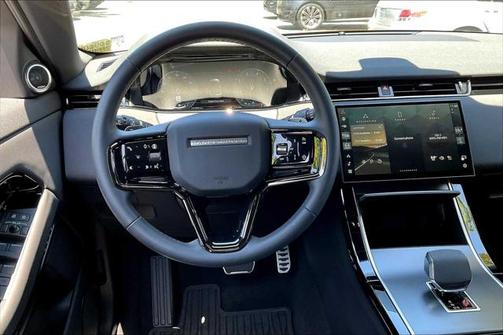 2024 Land Rover Range Rover Evoque Dynamic SE