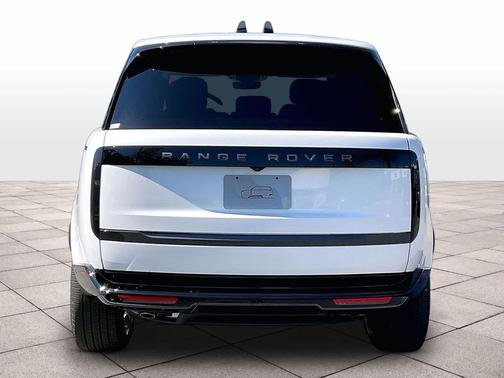 OSTUNI WHITE 2026 Land Rover Range Rover P530 SE