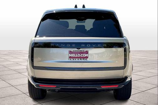 2025 Land Rover Range Rover P530 SE 7 Seat