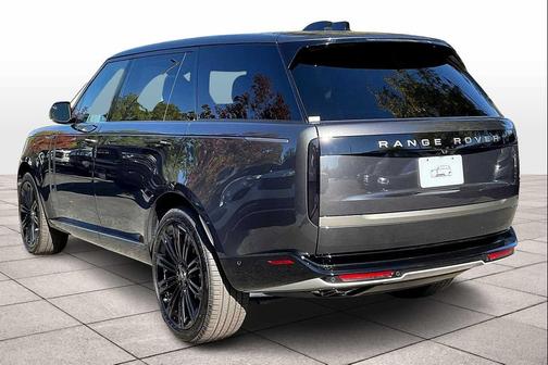 2025 Land Rover Range Rover P530 SE 7 Seat