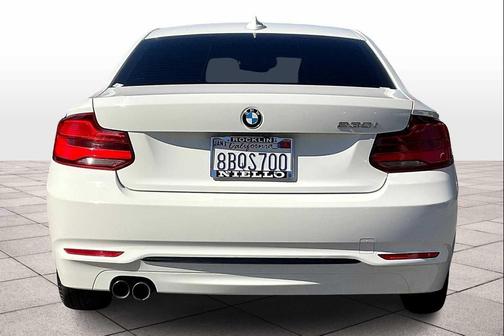 2018 BMW 230 230i