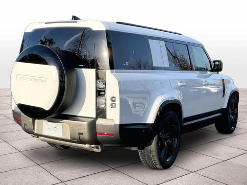 2026 Land Rover Defender P300 S