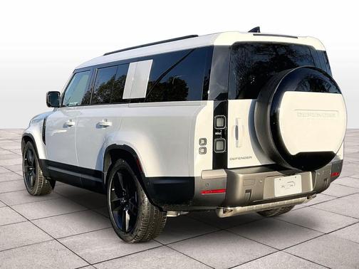 2026 Land Rover Defender P300 S