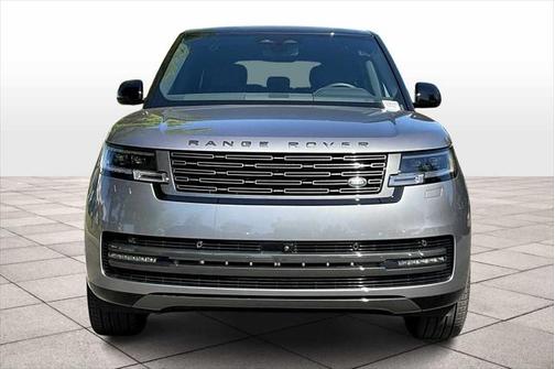 2025 Land Rover Range Rover P400 SE 7 Seat
