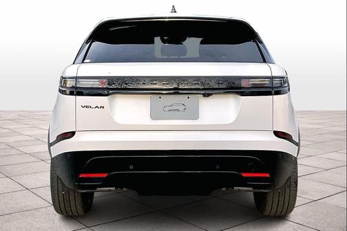 2026 Land Rover Range Rover Velar P400 Dynamic SE