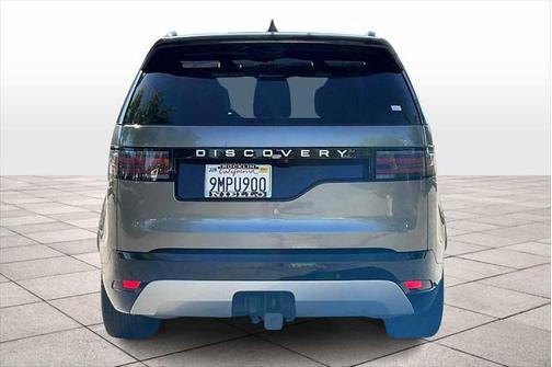 2024 Land Rover Discovery P360 Metropolitan Edition