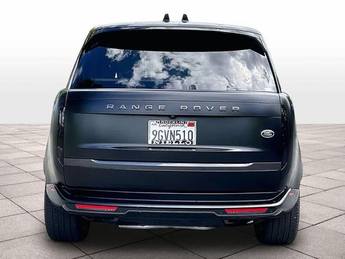 Santorini Black Metallic 2023 Land Rover Range Rover P530 SE